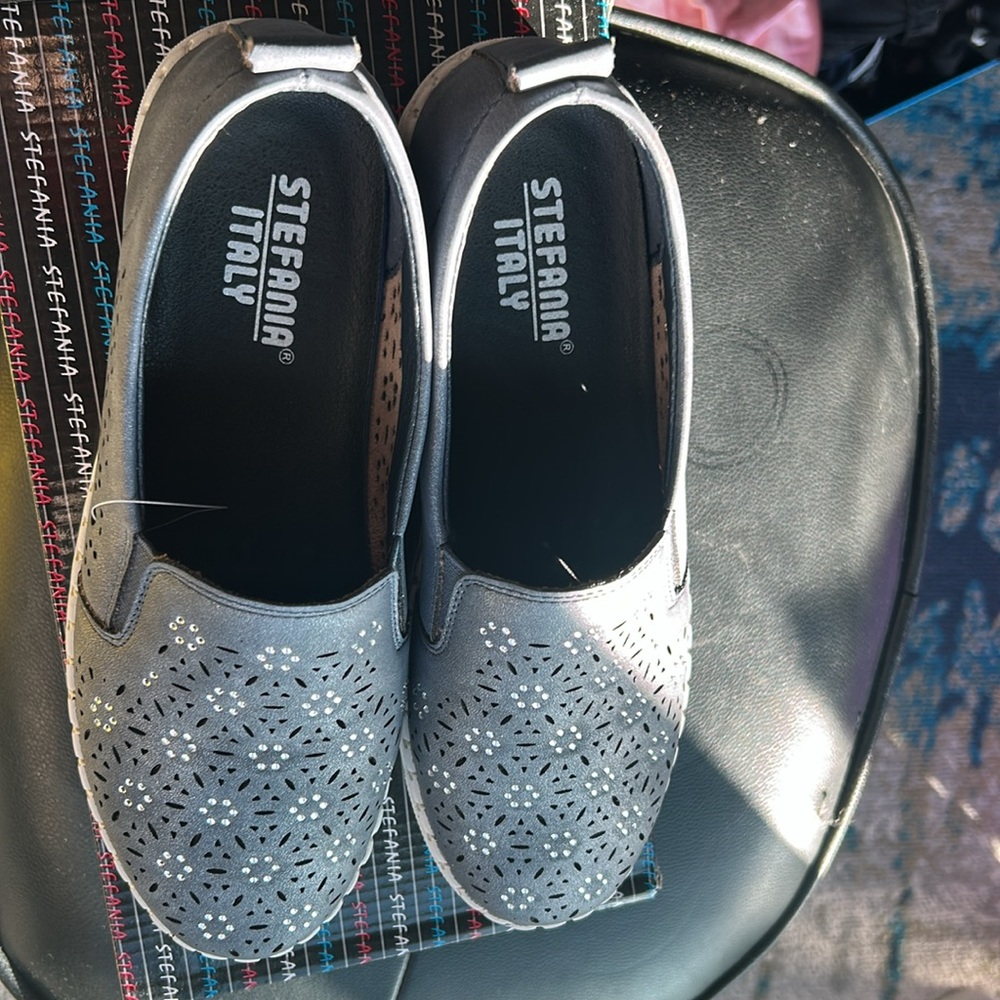 Italian made Stefania shoes, size 38. Size 8 US. with brand new Box. - Picture 6 of 16